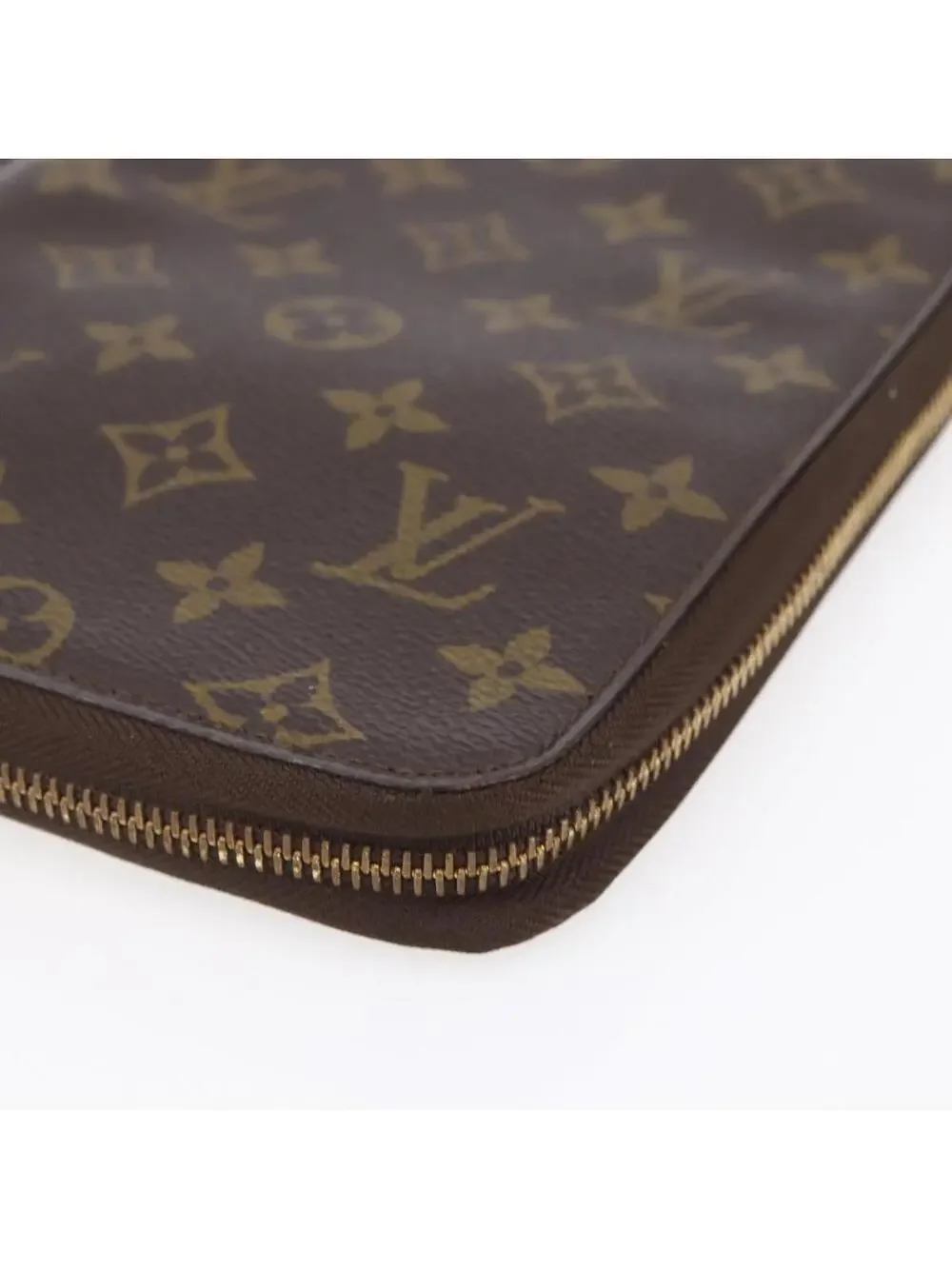 Louis Vuitton elevate your